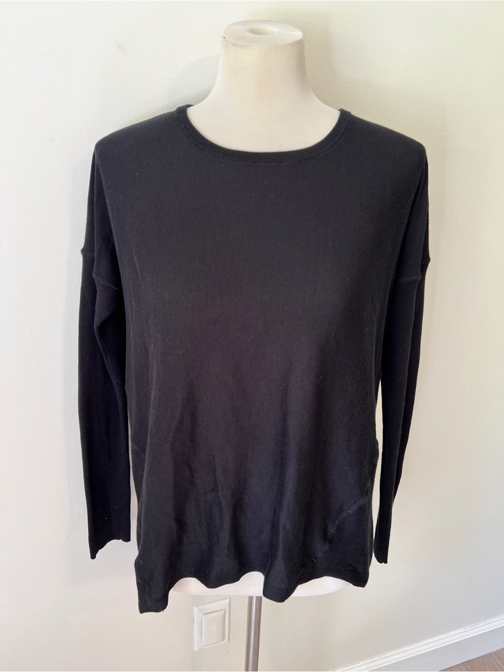 Trina Turk Black 100% Cotton Knit Sweater Small Ribbed Long Sleeve NWOT